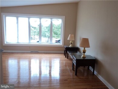 188 Dimarco Dr, Philadelphia, PA 19154 - photo 5