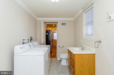 15 N Linwood Ave, Baltimore, MD 21224 - photo 7