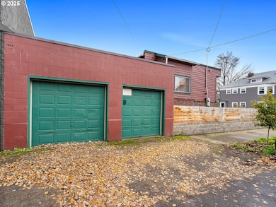 1305 SE Belmont St, Portland, OR 97214 - photo 4