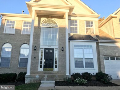 5708 Lyngate Ct, Lanham, MD 20706 - photo 2