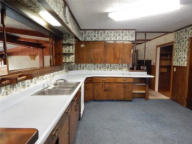 61 Westwood Ave, Millinocket, ME 04462 - photo 4