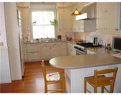 153 Bowen St, Providence, RI 02906 - photo 7