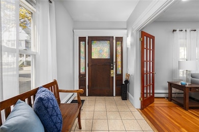 21 Lewis St, Providence, RI 02906 - photo 6