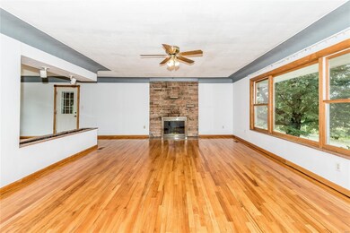 405 Troy Rd, Collinsville, IL 62234 - photo 5