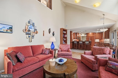 2218 Wakerobin Ln, Reston, VA 20191 - photo 5