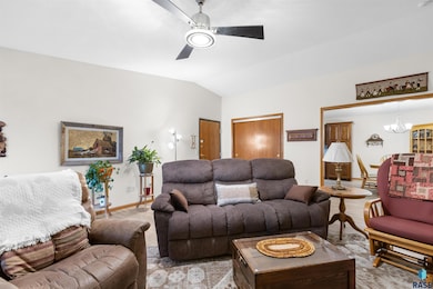 3300 3500 W unit 203, Sioux Falls, SD 57108 - photo 5