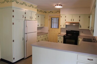 19 Ann Ave, Charlestown, NH 03603 - photo 4