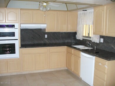 17215 N Lindgren Ave unit 4, Sun City, AZ 85373 - photo 4