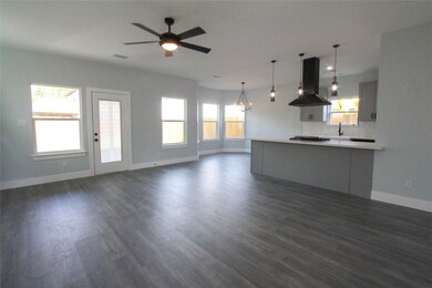 7905 James Franklin St, Houston, TX 77088 - photo 6