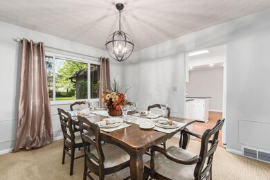 5617 Linworth Rd, Columbus, OH 43235 - photo 6