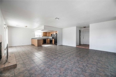 6438 Creston Ave, Las Vegas, NV 89103 - photo 5