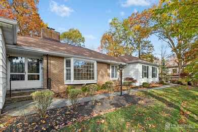 19 Ravenswood Ln, Scotch Plains, NJ 07076 - photo 4