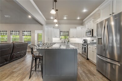 1121 Spur Cir, Prairie Grove, AR 72753 - photo 7