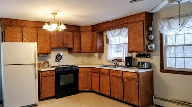 18 Curtis Ln, Bedford, NH 03110 - photo 3