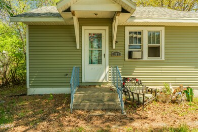 217N19thSt_0004