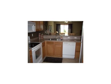 Kitchen. Beautiful kitchen with breakfast bar and 