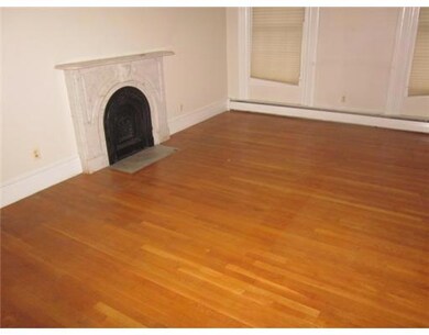 740 Commonwealth Ave, Warwick, RI 02886 - photo 4