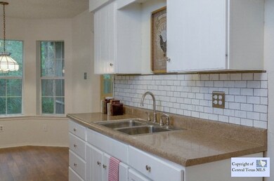 613 Larue Dr, San Marcos, TX 78666 - photo 5