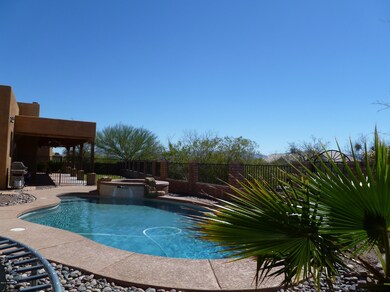 5 Pool, Spa, & Deck