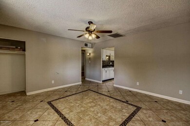 2219 N 47th Ln, Phoenix, AZ 85035 - photo 5