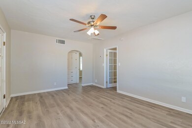 003-photo-living-room-10506596