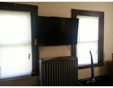 29 Charles St, Dorchester, MA 02122 - photo 4