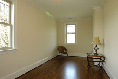 H-Bedroom1