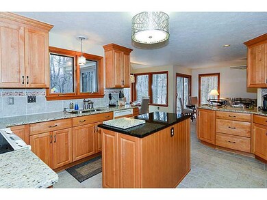 Kitchen. .Snack bar peninsula provides additional 