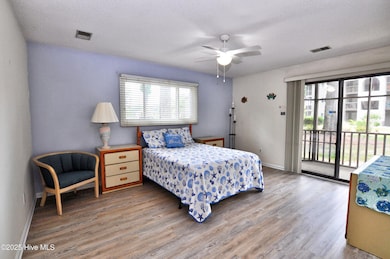 803 Colony Pl