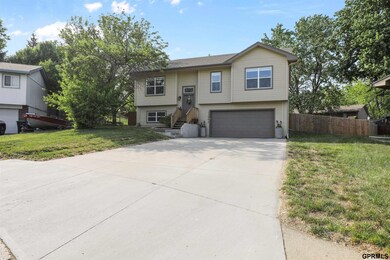12996 Redman Cir, Omaha, NE 68164 - photo 2