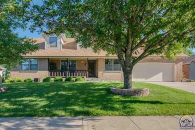 4021 SW 43rd St, Topeka, KS 66610 - photo 2