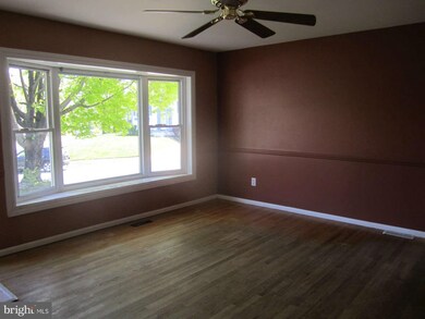 607 Silver Bell Dr, Edgewood, MD 21040 - photo 5