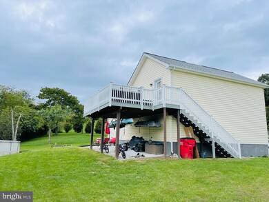 475 Moonlight Ln, Martinsburg, WV 25404 - photo 3