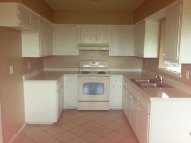 1718 Opossum Cir, Horizon City, TX 79928 - photo 4