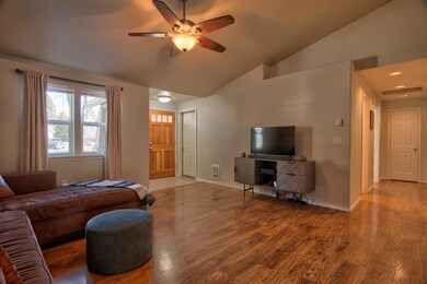 19807 Grassland Ct., Bend, OR - 11