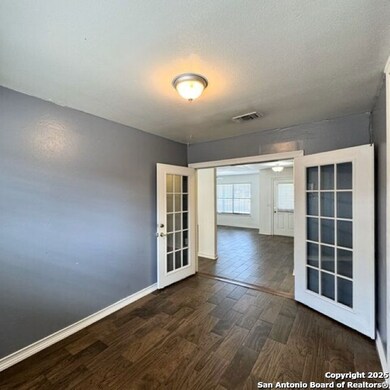 8610 Bravo Valley Dr, San Antonio, TX 78227 - photo 7