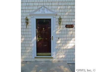Exterior Front Welcome!