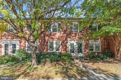 1210 S Barton St unit 328, Arlington, VA 22204 - photo 4