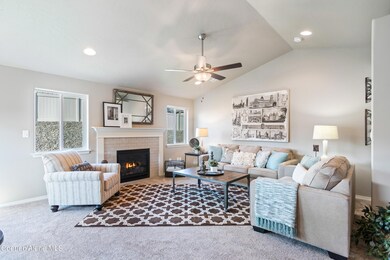 Edgewood - Living Room (3)