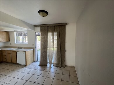 2200 Comet Ave #C by Edward Holmes with View Point