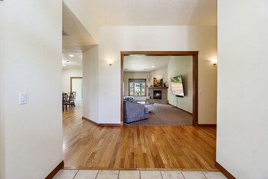 218 Ridgeway Ave, Central Point, OR 97502 - photo 5