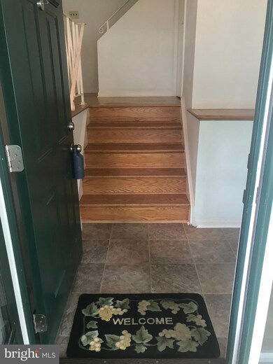 2625 Whitman Dr, Wilmington, DE 19808 - photo 3