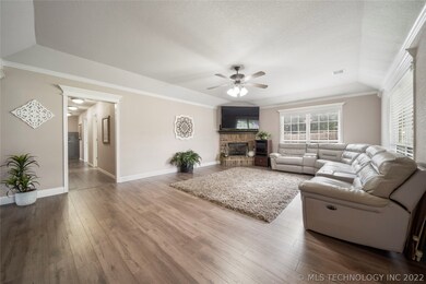 8928 E 105th St N, Owasso, OK 74055 - photo 6