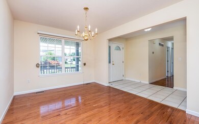 56 Annebriar Dr, Maryville, IL 62062 - photo 4