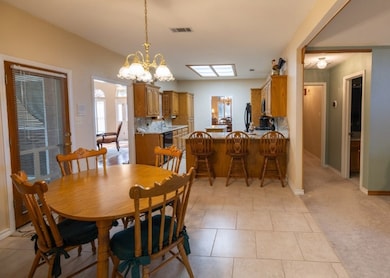 4504 Hilltop Dr, Midland, TX 79707 - photo 3