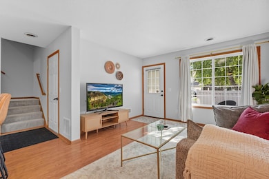 2056 Gresham Ave N, Saint Paul, MN 55128 - photo 3