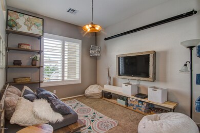 Den Area