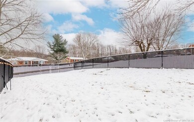 2828 Andrea Dr, Floyds Knobs, IN 47119 - photo 5