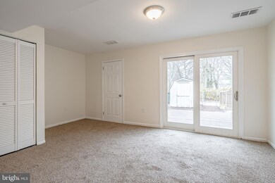 72 Ethan Allen Ct, Newark, DE 19711 - photo 6