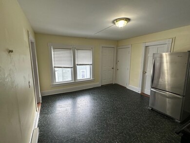 22 Roxbury Ct unit B, Keene, NH 03431 - photo 2